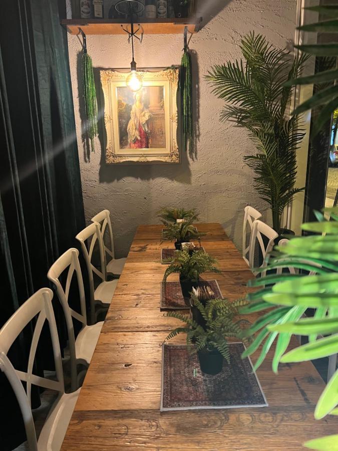 B&B Caffe Retro' 시스테르나 디 라티나 외부 사진